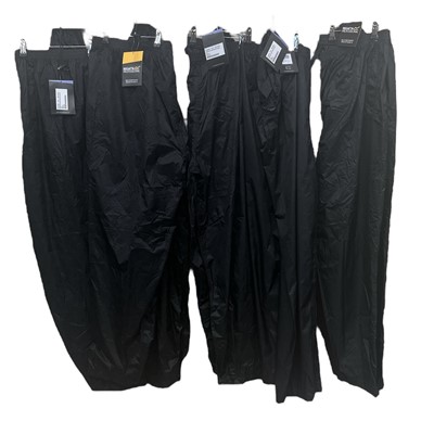Lot 559 - Five pairs of Regatta Professional waterproof trousers.