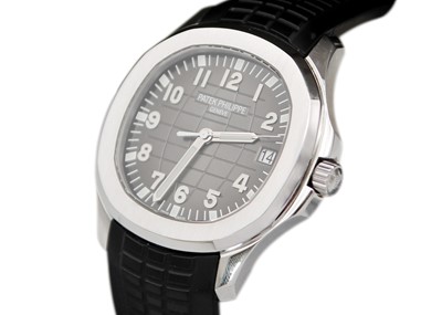 Lot 217 - PATEK PHILIPPE - A rare and desirable Aquanuat stainless steel gentleman's automatic wristwatch.