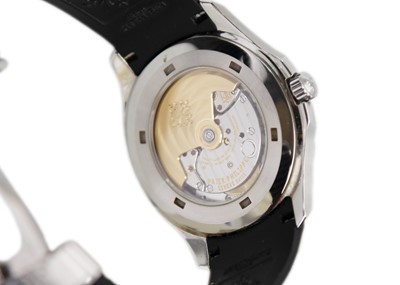 Lot 217 - PATEK PHILIPPE - A rare and desirable Aquanuat stainless steel gentleman's automatic wristwatch.