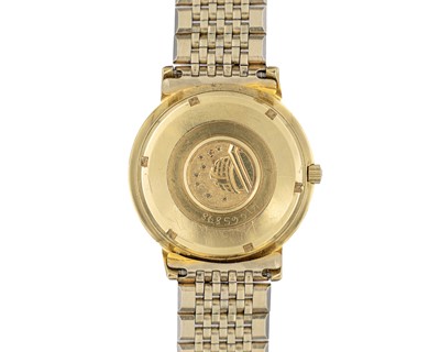 Lot 223 - OMEGA - A Constellation 18k yellow gold pie-pan dial gentleman's automatic chronometer wristwatch.