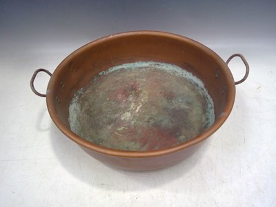 Lot 130 - A Copper Pan. The Pan is 35cm in diameter and...