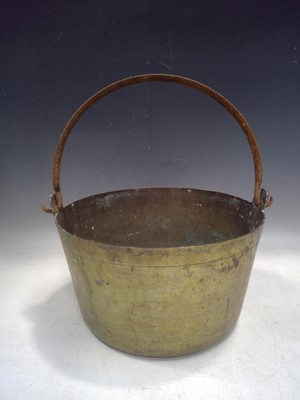 Lot 131 - A Brass Preserve Pan. The Pan is 30.5cm in...