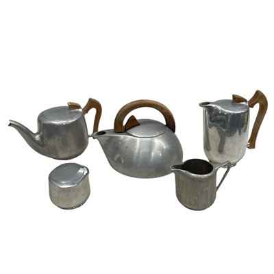 Lot 154 - A collection of Picquot Ware including a...