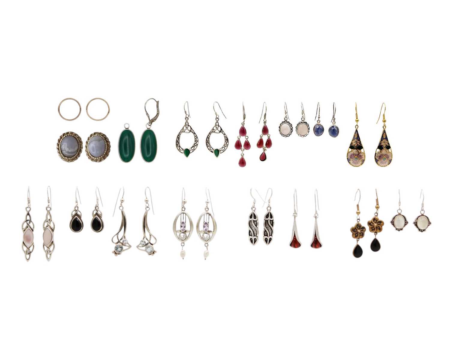 Lot 1 - An assortment of silver and gemstone jewellery.