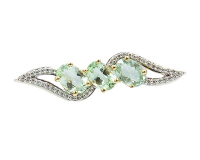 Lot 61 - A Tomas Rae Collection Paraiba tourmaline and diamond 18k gold pendant.