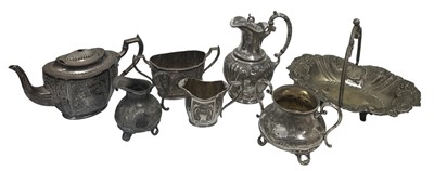 Lot 74 - A selection of silver plate.