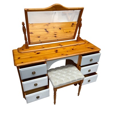 Lot 27 - A Pine Dressing Table. The Table measures 71cm...