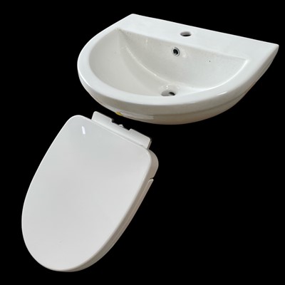 Lot 99 - A Victoria Plum soft-close toilet seat, unused...