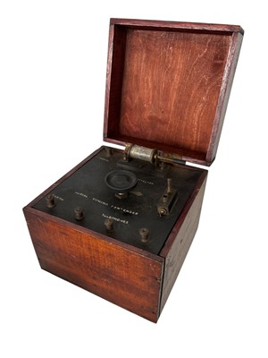 Lot 105 - An early 20th century crystal detector radio...