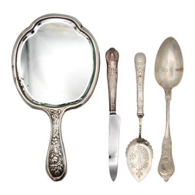 Lot 197 - A selection of silver items.