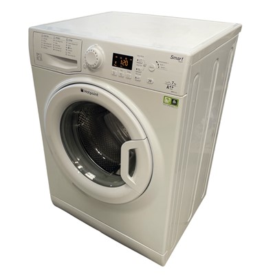 Lot 16 - A Hotpoint Smart Tech 7KG Washing Machine. The...