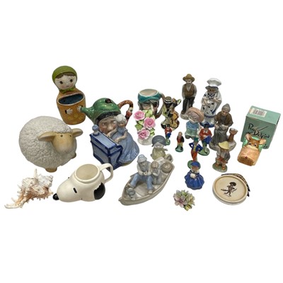 Lot 97 - A collection of ceramic figurines and other...