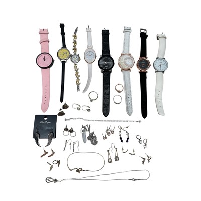 Lot 140 - A selection of Fashion Watches with a quantity...