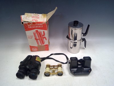 Lot 181 - Bushnell 7-15x25 Binoculars, Opera Glasses, a...
