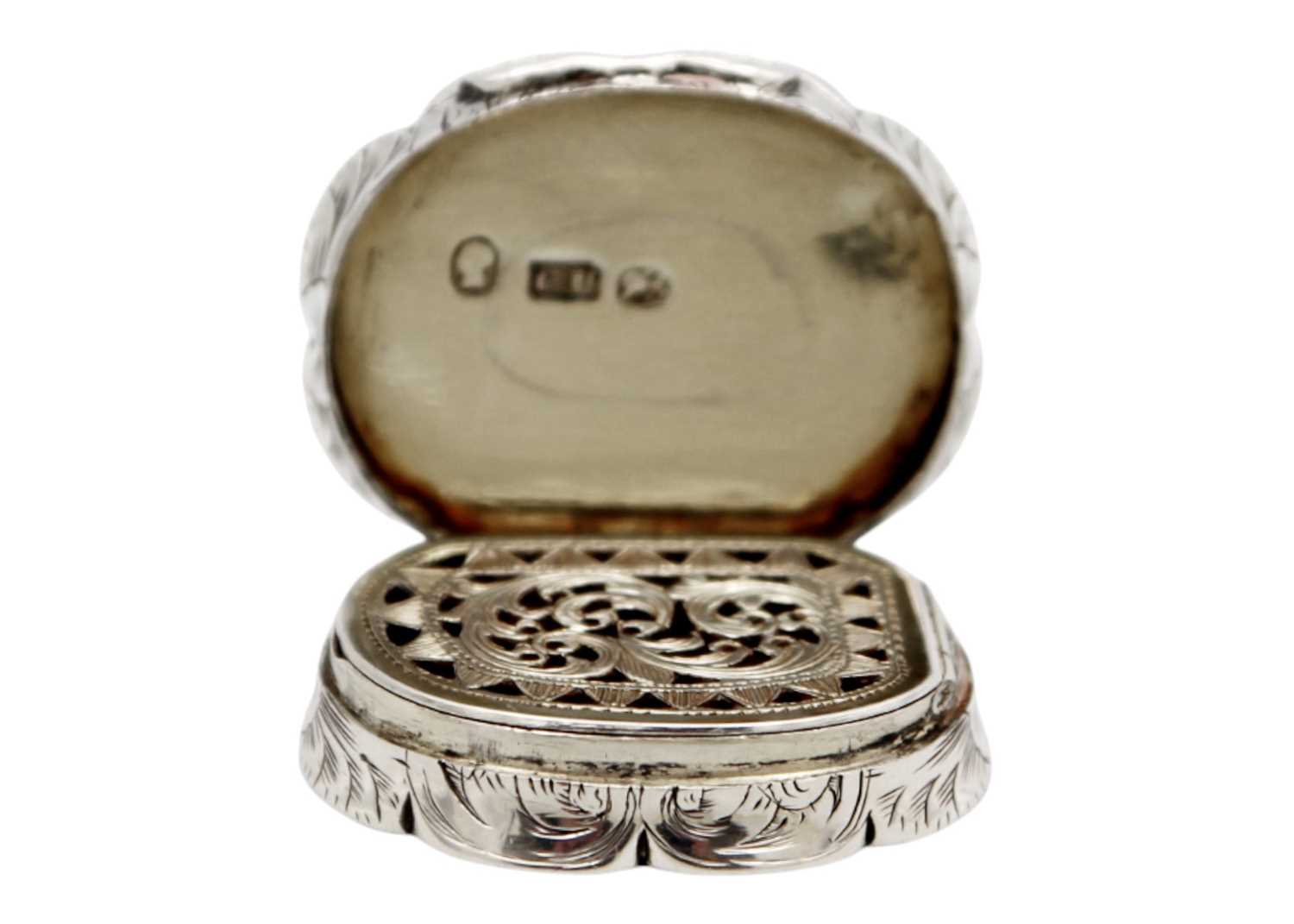 Lot 213 - A good Victorian silver vinaigrette of scalloped form by George Unite.