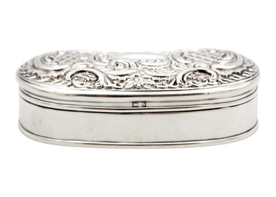 Lot 202 - An attractive Victorian silver kidney-shaped trinket box by Adie & Lovekin Ltd.