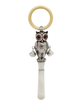 Lot 263 - A good Edwardian silver owl baby's rattle by Crisford & Norris.