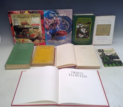 Lot 94 - Gardening and Flower Arranging.