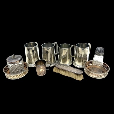 Lot 118 - Four pewter tankards, two plated wine coasters,...