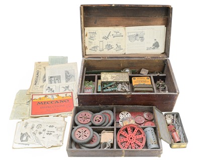 Lot 258 - A quantity of Meccano.