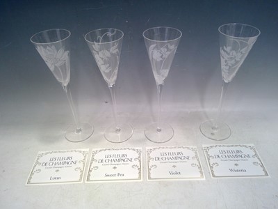 Lot 7 - Twelve, Franklin Mint " Les Fleurs De...