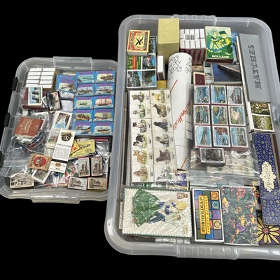 Lot 191 - A large collection of books and boxes of...