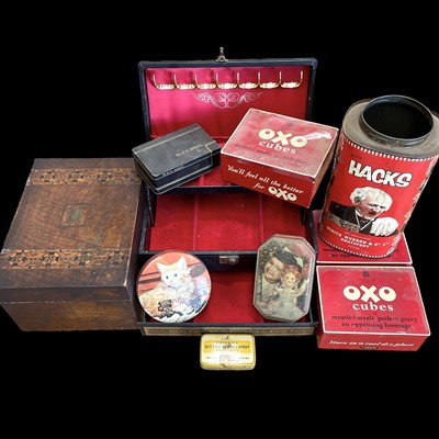 Lot 99 - Two vintage jewellery boxes and a selection of...