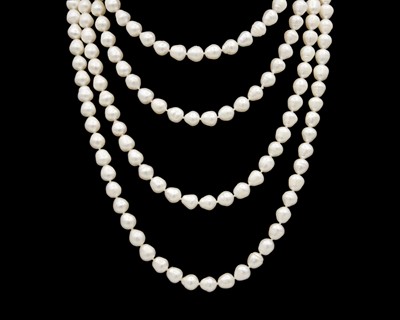 Lot 74 - A white cultured freshwater pearl rope necklace.