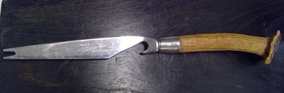 Lot 158 - A silver mounted Antler Handle Cheese Knife....