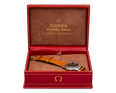 Lot OMEGA - A fine Constellation Automatic Chronometer stainless steel gentleman's calendar watch.