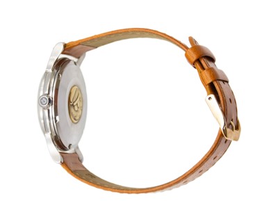 Lot OMEGA - A fine Constellation Automatic Chronometer stainless steel gentleman's calendar watch.