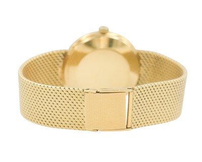 Lot 1024 - INTERNATIONAL WATCH CO, FOR TIFFANY & CO- A fine 18k automatic gentleman's bracelet wristwatch.