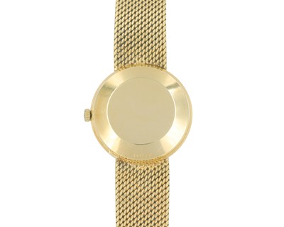 Lot 1024 - INTERNATIONAL WATCH CO, FOR TIFFANY & CO- A fine 18k automatic gentleman's bracelet wristwatch.