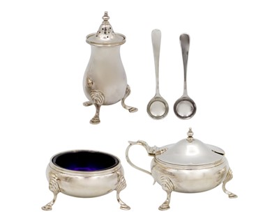 Lot 162 - A cased George V silver matched three-piece cruet set, boxed.
