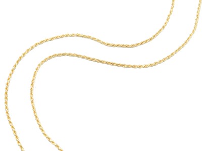 Lot 78 - An 18k gold 20" spiga neck chain.