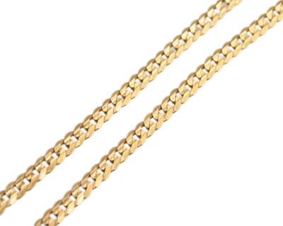 Lot 121 - A 9k gold 20" diamond-cut curb chain.