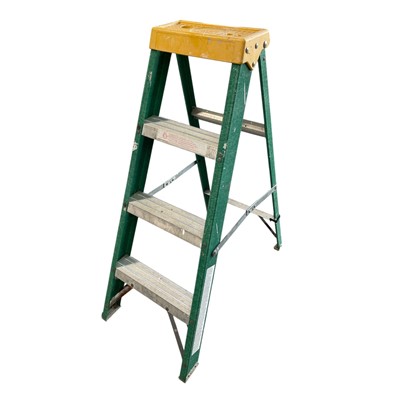 Lot 88 - A Youngman four-step fibreglass ladder. Total...