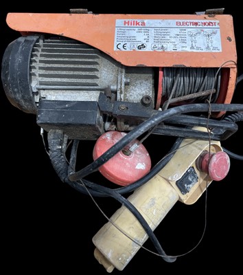 Lot 102 - A Hilka 250kg electric hoist. Please see the...