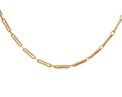 Lot 203 - A 9k gold 18.5" paperclip link chain.