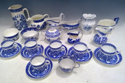 Lot 121 - A Collection of Blue and White Ceramics. A...