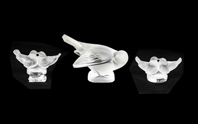 Lot 538 - Lalique crystal birds.