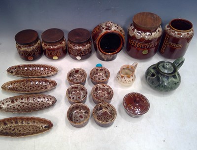 Lot 161 - A Nice Selection of Fosters and Kernewek Pottery.