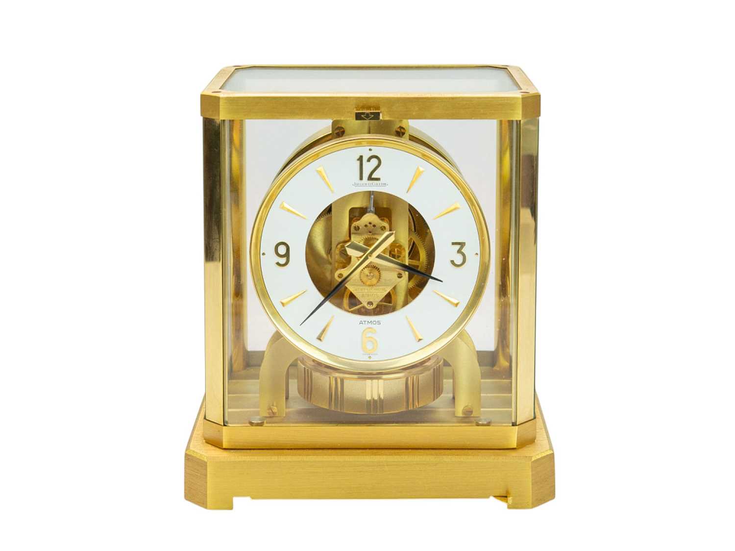 Lot 788 - An Atmos Classic VIII clock by Jaeger-LeCoultre.