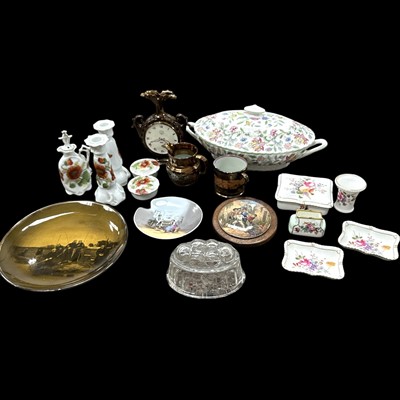 Lot 46 - A Minton 'Haddon Hall' tureen and cover, Poole...
