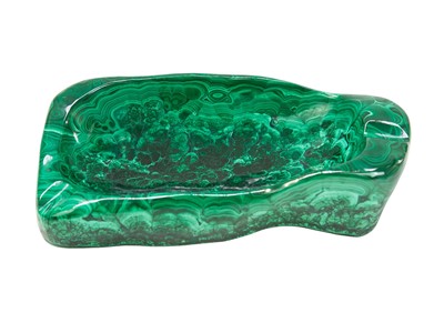 Lot 18 - A collection of polished malachite.