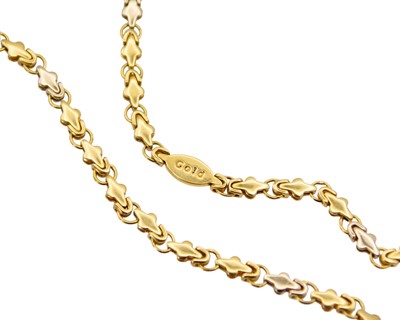 Lot 164 - An 18k heavy gold bi-colour fancy link 20" neck chain.