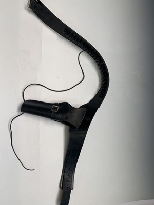 Lot 354 - A modern black leather gun belt & holster.