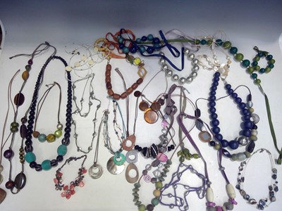 Lot 90 - A Quantity of Costume Jewellery Necklaces.