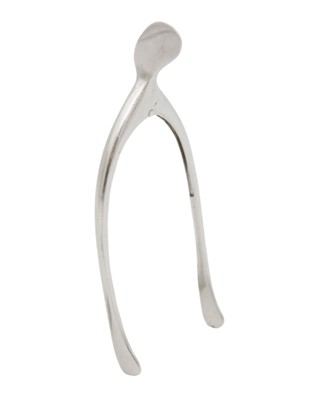 Lot 193 - A pair of Victorian silver wishbone sugar tongs by Henry Stuart Brown.