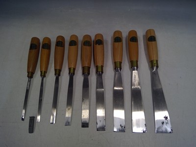 Lot 19 - Nine Ashley Iles Chisels.